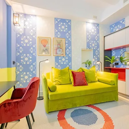 Apartment Historic Centre Modern